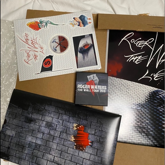 Pink Floyd Roger Waters 2010 European Tour VIP Collection - Picture 2 of 7